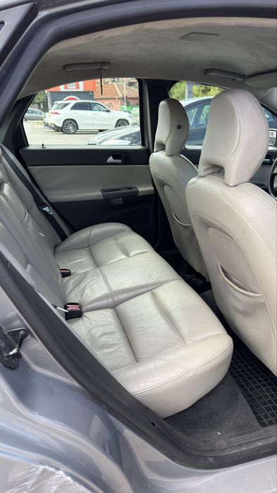 Volvo s40 2.0D 136hp