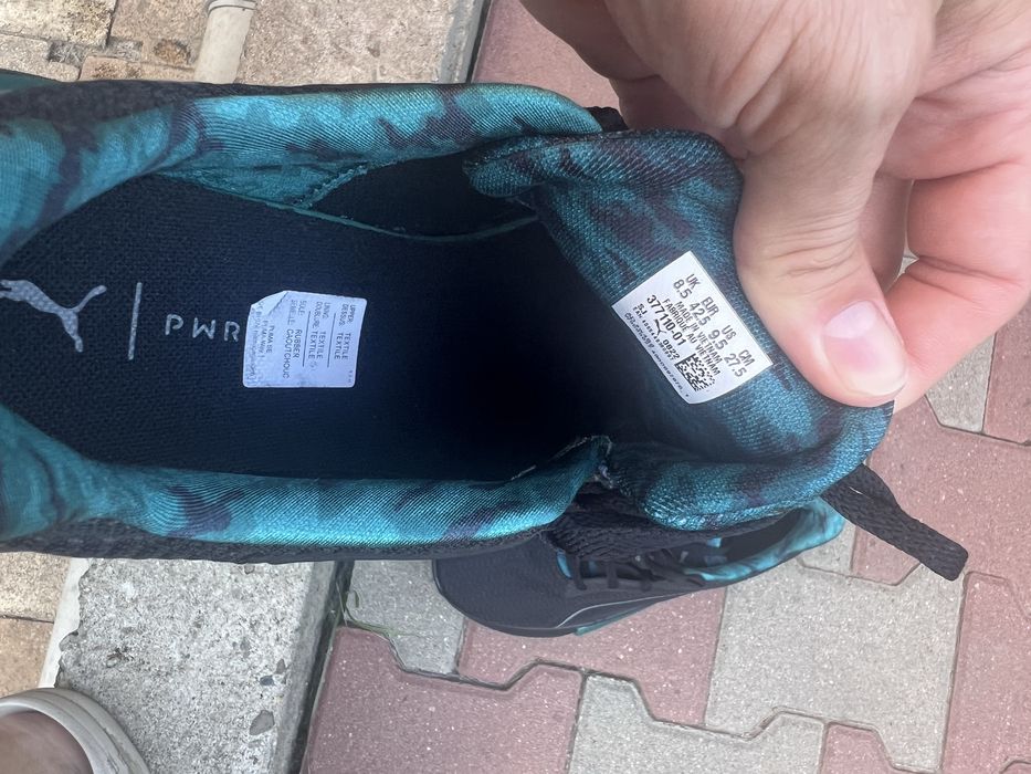 Adidași marca Puma, nr 42,5 impecabili