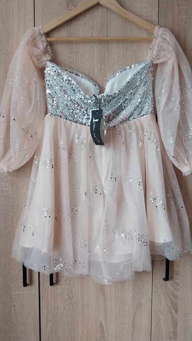 Rochie eleganta pentru orice eveniment