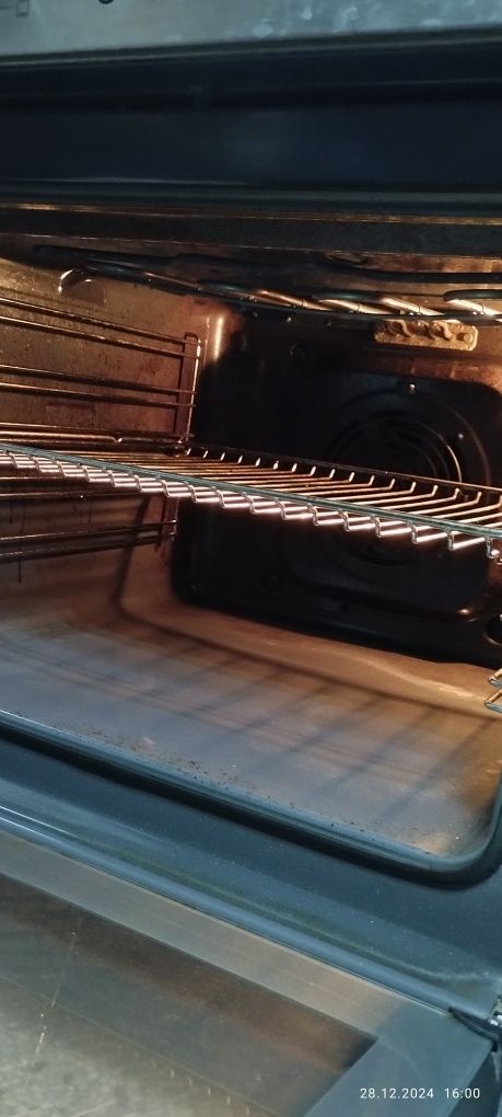 Фурна за вграждане ELECTROLUX