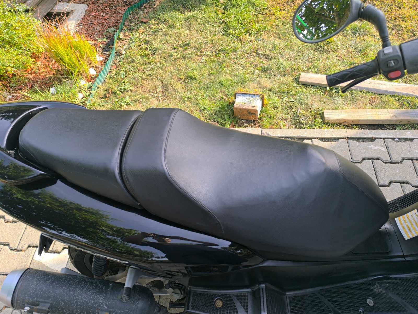 Продавам скутер Yamaha Majesty