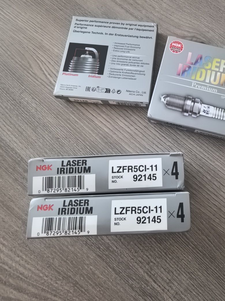 Запалителни свещи NGK LZFR5CI-11 92145 Dodge Challenger Charger Ram