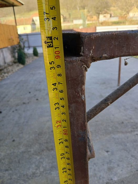 Prelata remorca cu structura metalica