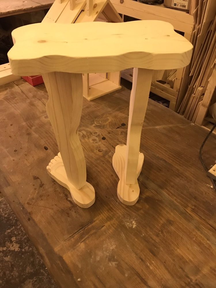 Уникална дървена табуретка от дърво ръчна изработка