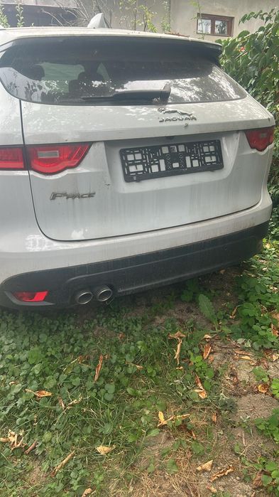 Jaguar F-Pace 2.0 R Sport