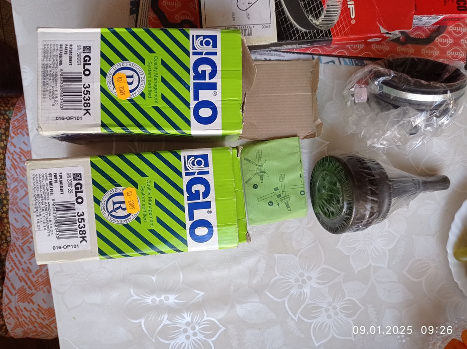 Продам книгу по шаговый ремонт опель кадет,а так же новые запчасти из