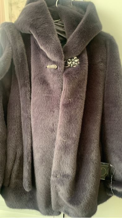 Шубка эко абсолютно новая