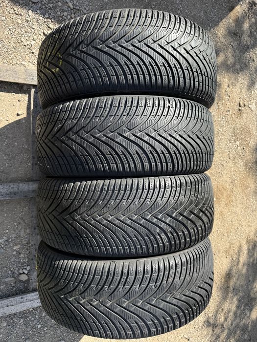 215/55/18 Bfgoodrich 4бр зимни гуми внос Швейцария!
