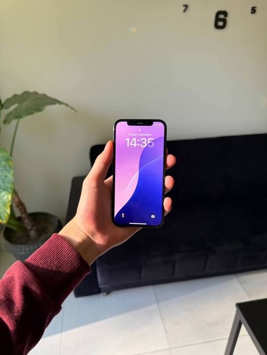 IPhone 12 Pro Edial