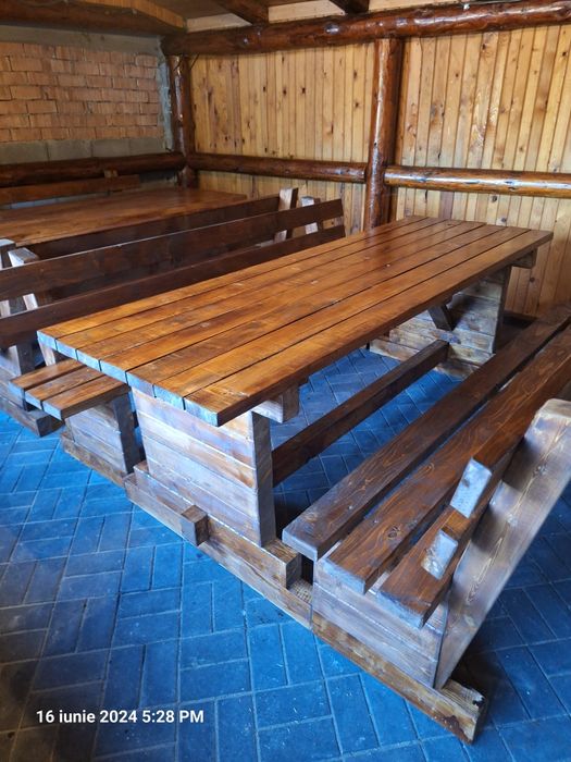 Mese +banci lemn brad