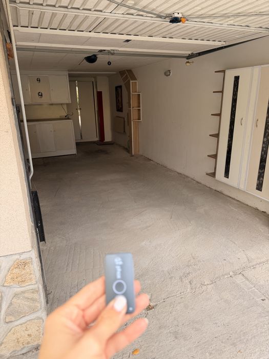 Гараж под наем Пазарджик до Спортното училище