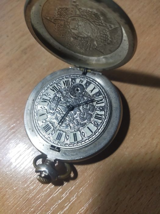 часы молния карманные