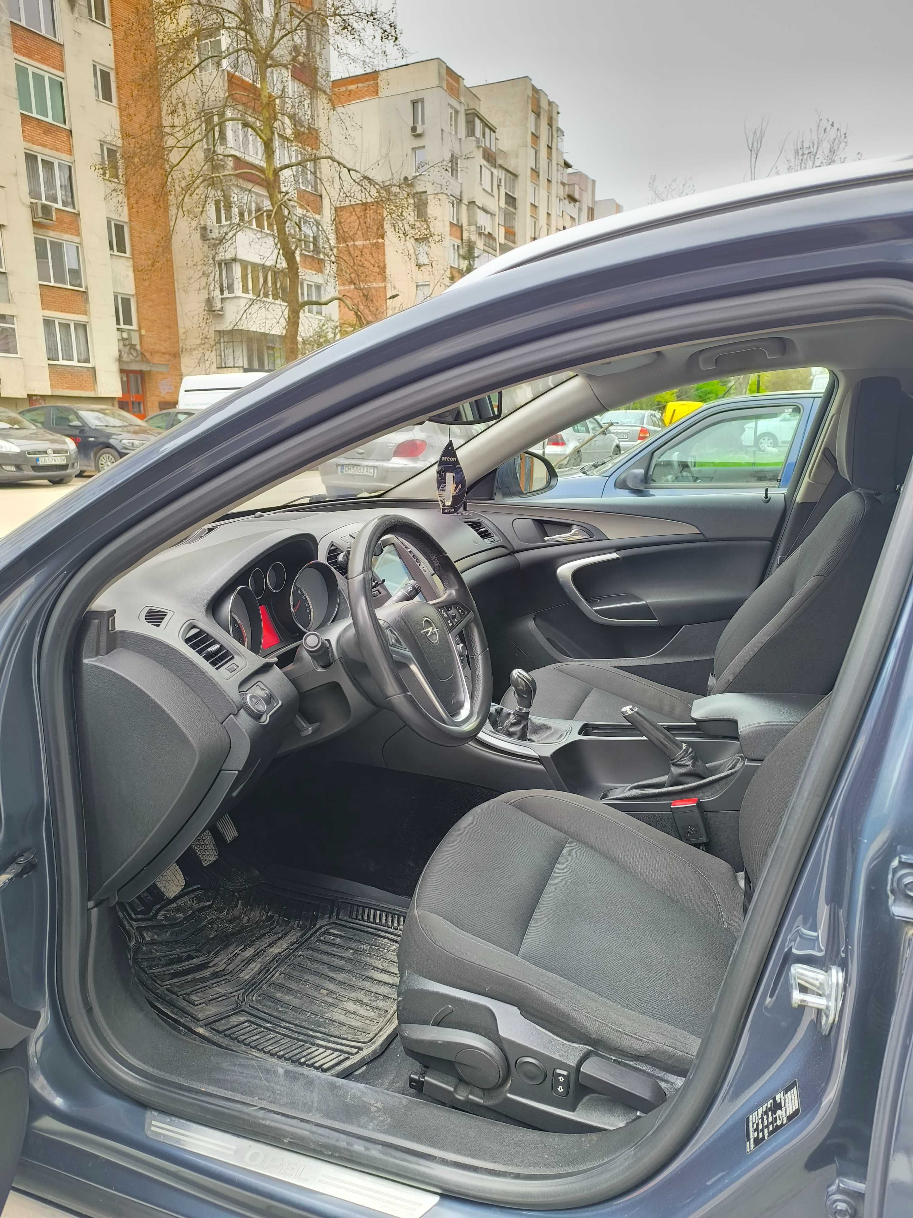 Opel Insignia БЪЛГАРИЯ