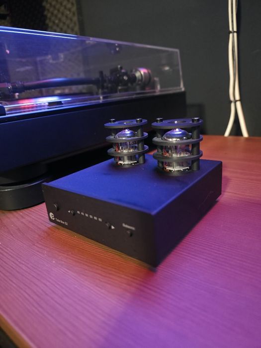 Preamplificator phono cu lampi ProJect Tube box s2. pick-up, turntable
