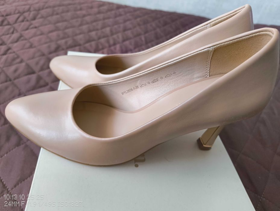 Официални дамски обувки