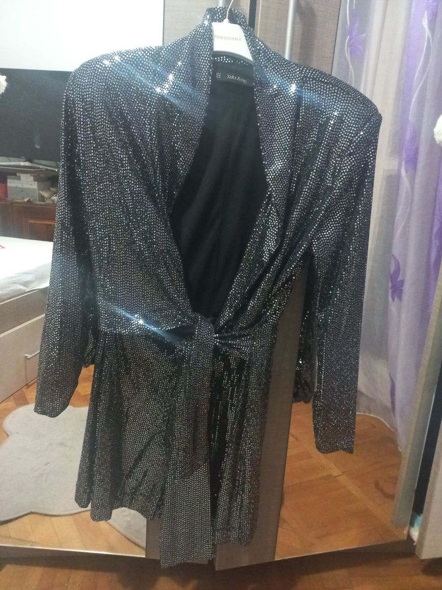 Vând șalopetă Zara