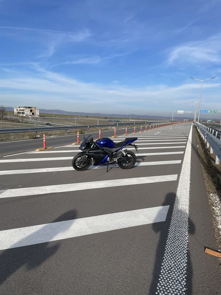 Yamaha-YZF125R мотор
