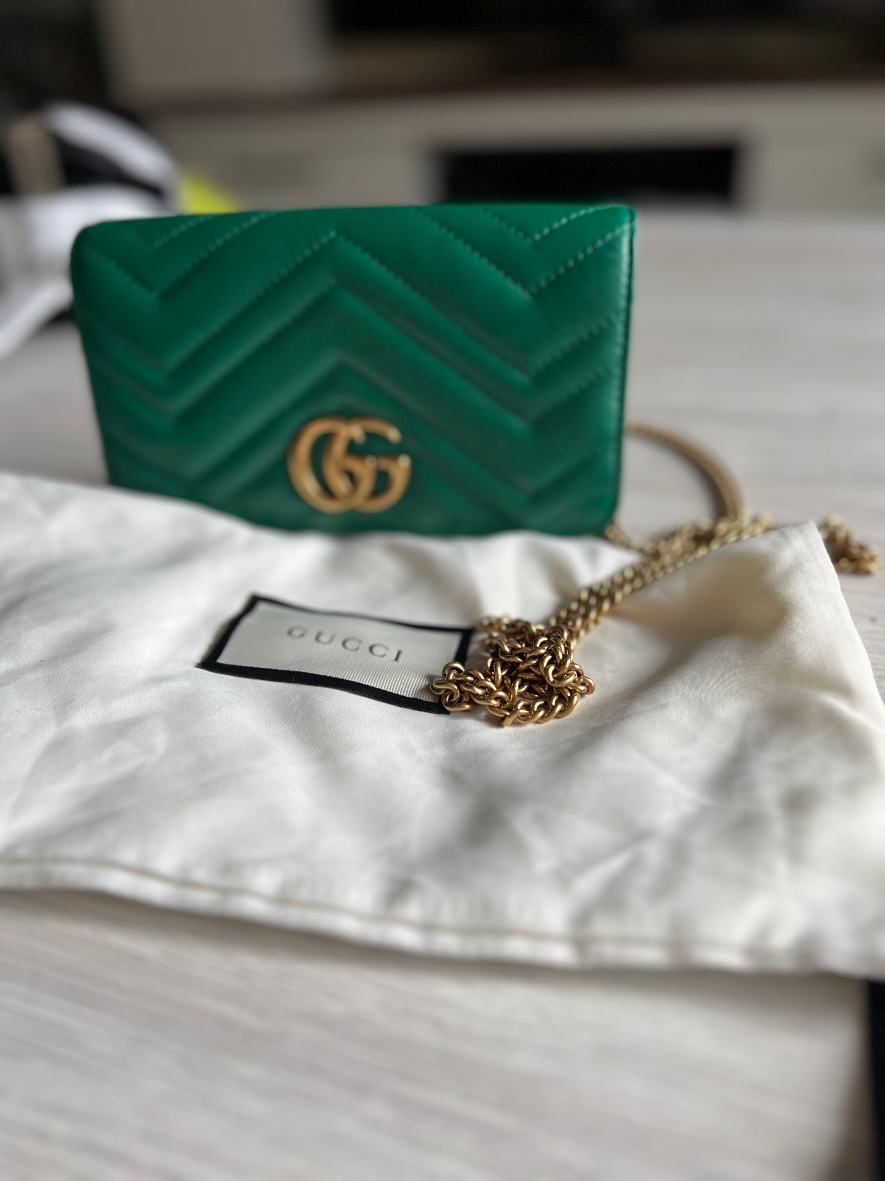 Vand Gucci mini, originala