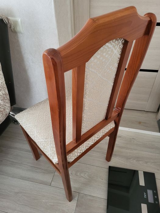 Продаётся стулья