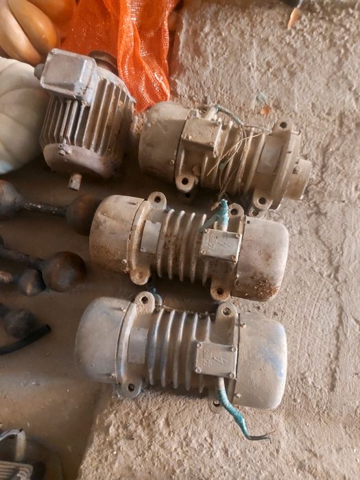 Вибраторы 1.5 кВт