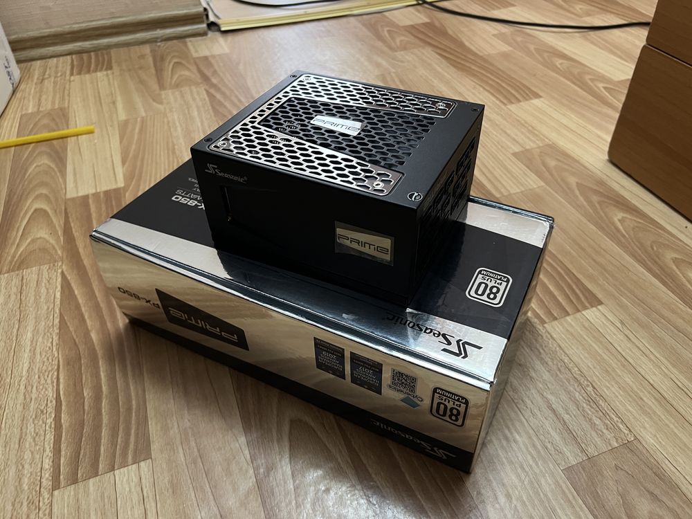 Блок питания Seasonic PX-850 в идеальном состоянии
