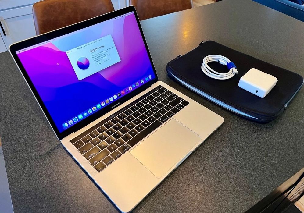 MacBook Pro 13 inch 2019