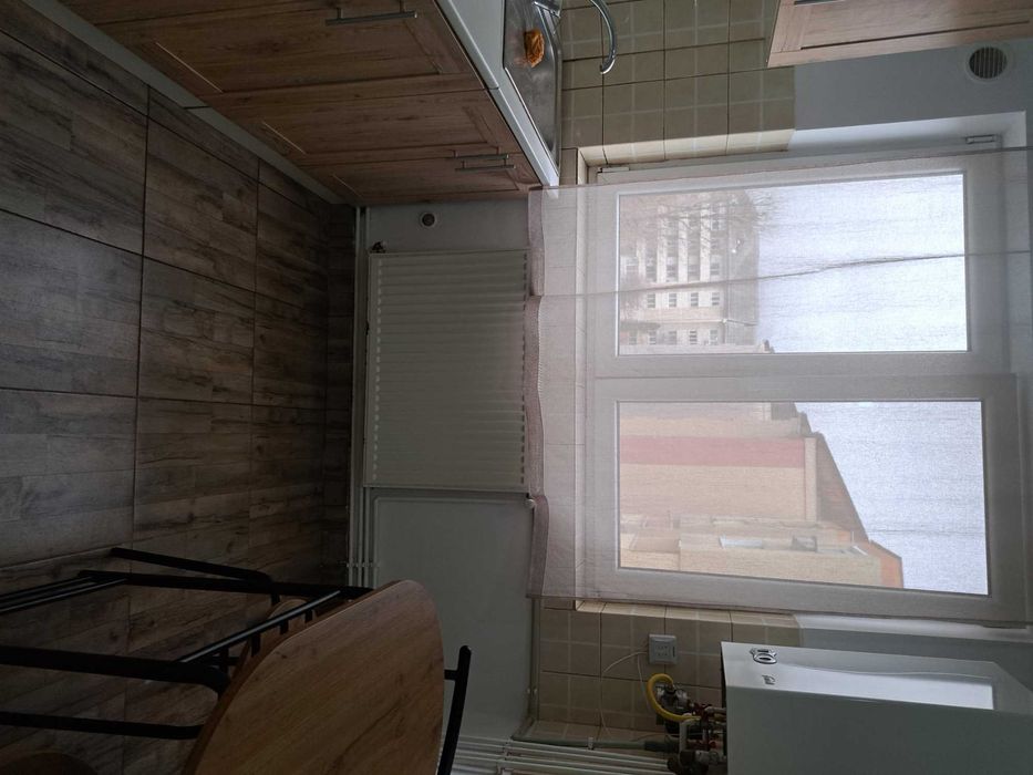 Apartament 2 camere închiriez