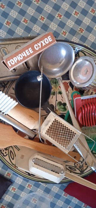 Столовый набор ложек вилок ножей новые