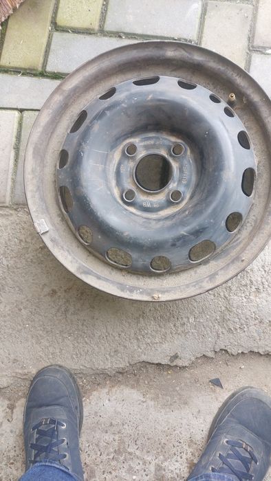 Vând 4 jante tabla pe 14
