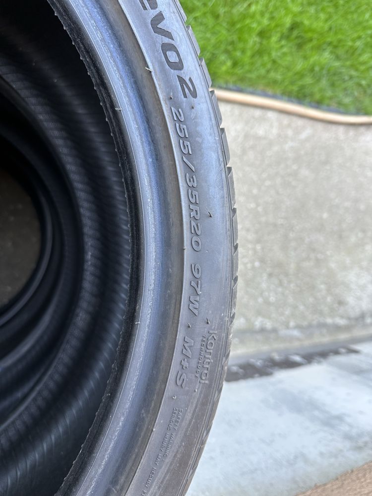 Зимни гуми Hankook 255/35/20