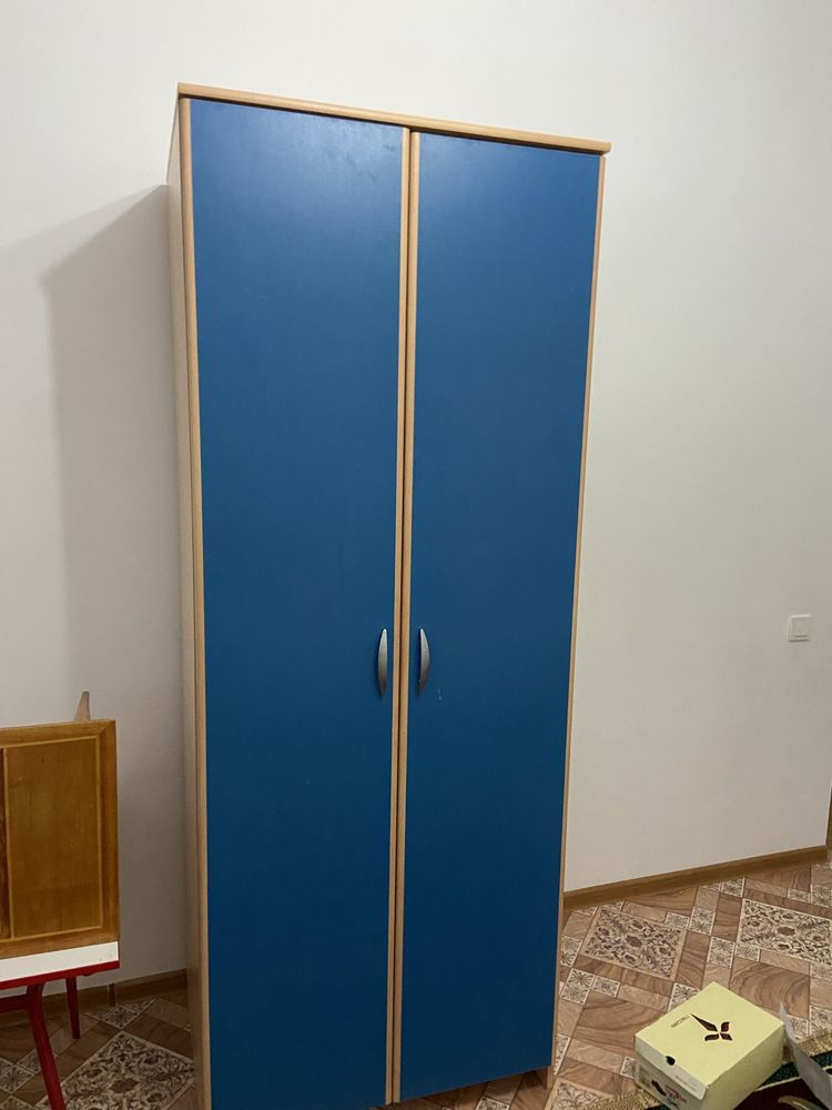 продам кровать и шкаф
