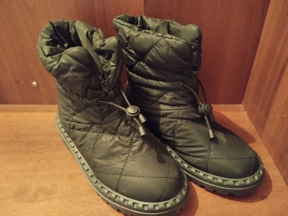 Продам сапожки женские, зима