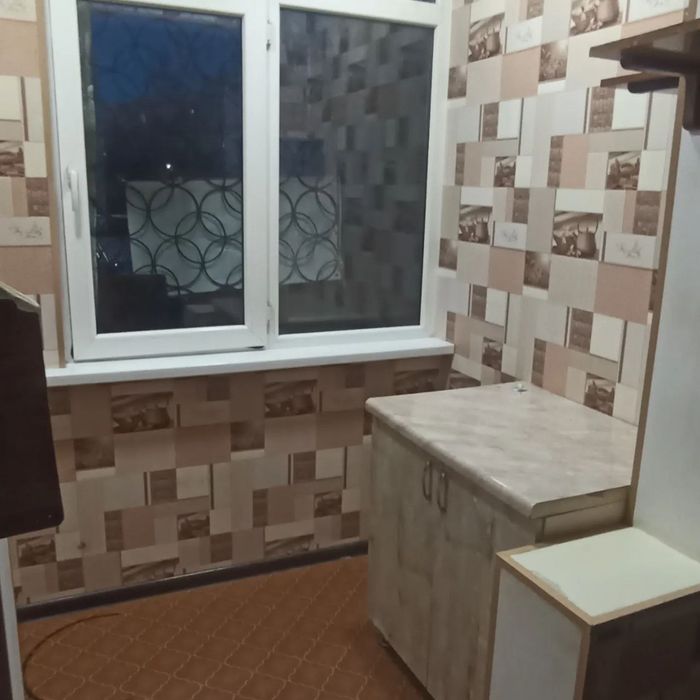 2 Xonali kvartera sotiladi 2 etaj kadeshva