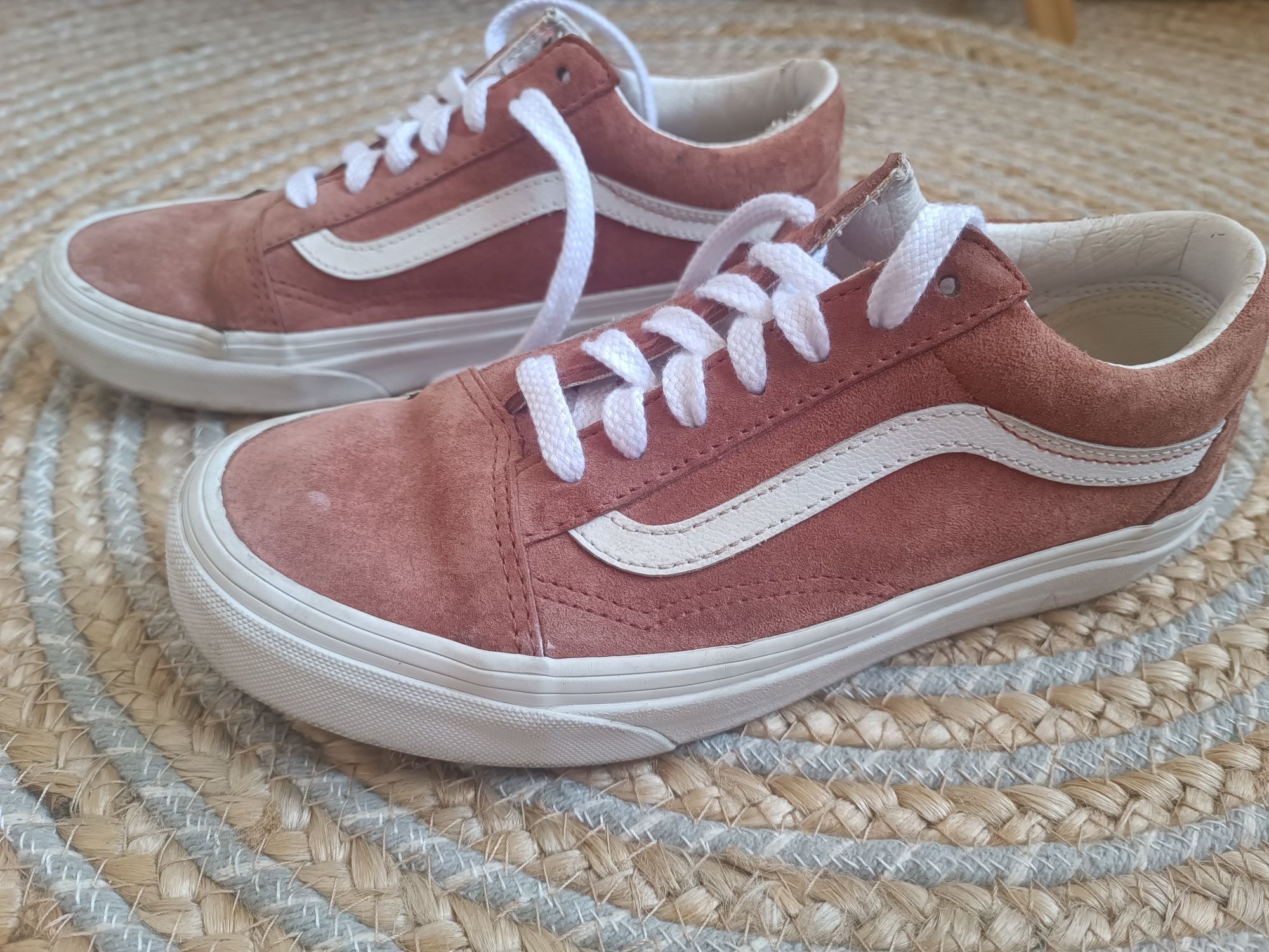 Кецове Vans Велур