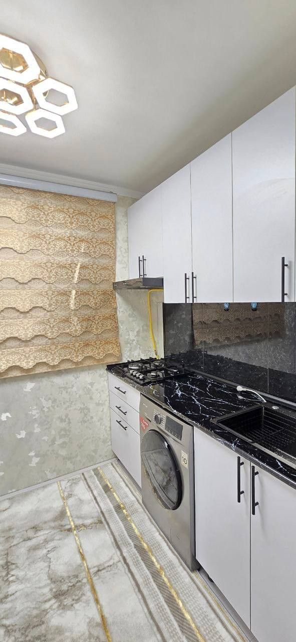 #FULL КВАРТИРА, Балкон 2×6, 42м²,Чиланзар 10 Квартал,1в2\1\4,Продаётся
