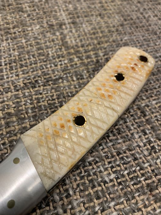 Колекционерски нож кована стомана.