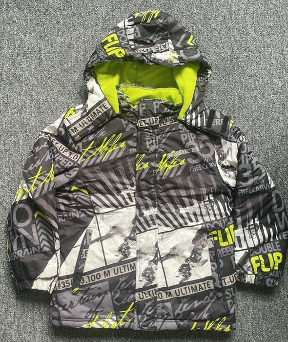 Куртка детская зимняя 146-150. Жилет 150 размер.