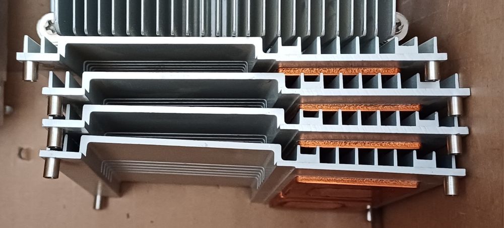 Radiator aluminiu masiv industrial toate felurile negru argintiu