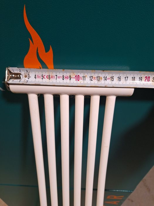 Дизайнерска лира за баня 18.5х130