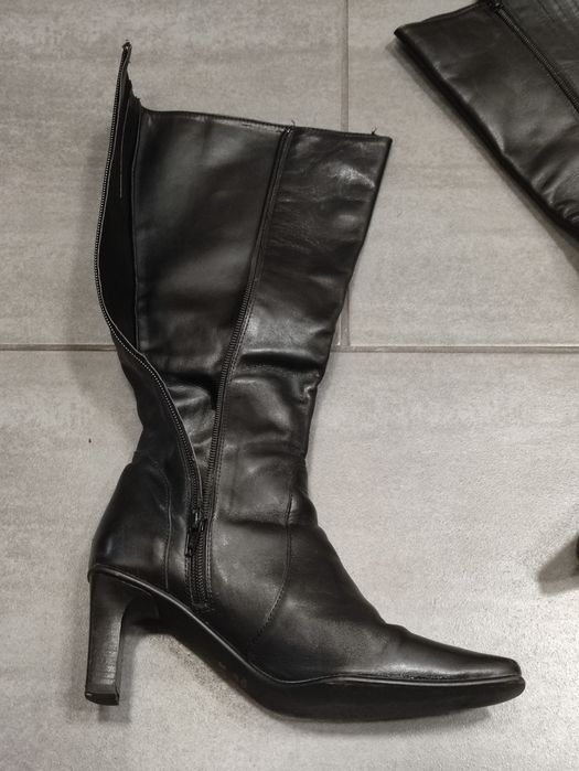 Италиански Кожени Ботуши 38 / Боти / Обувки