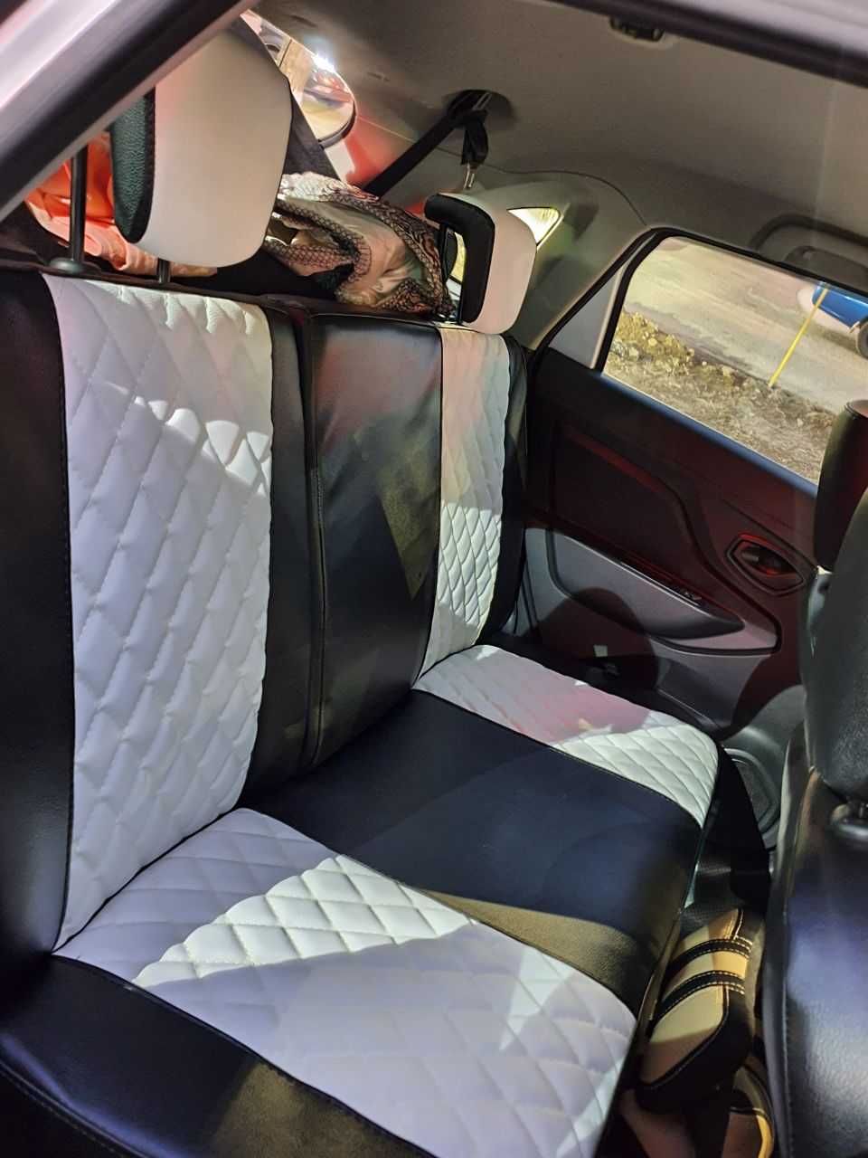 Продаю Lada XRAY