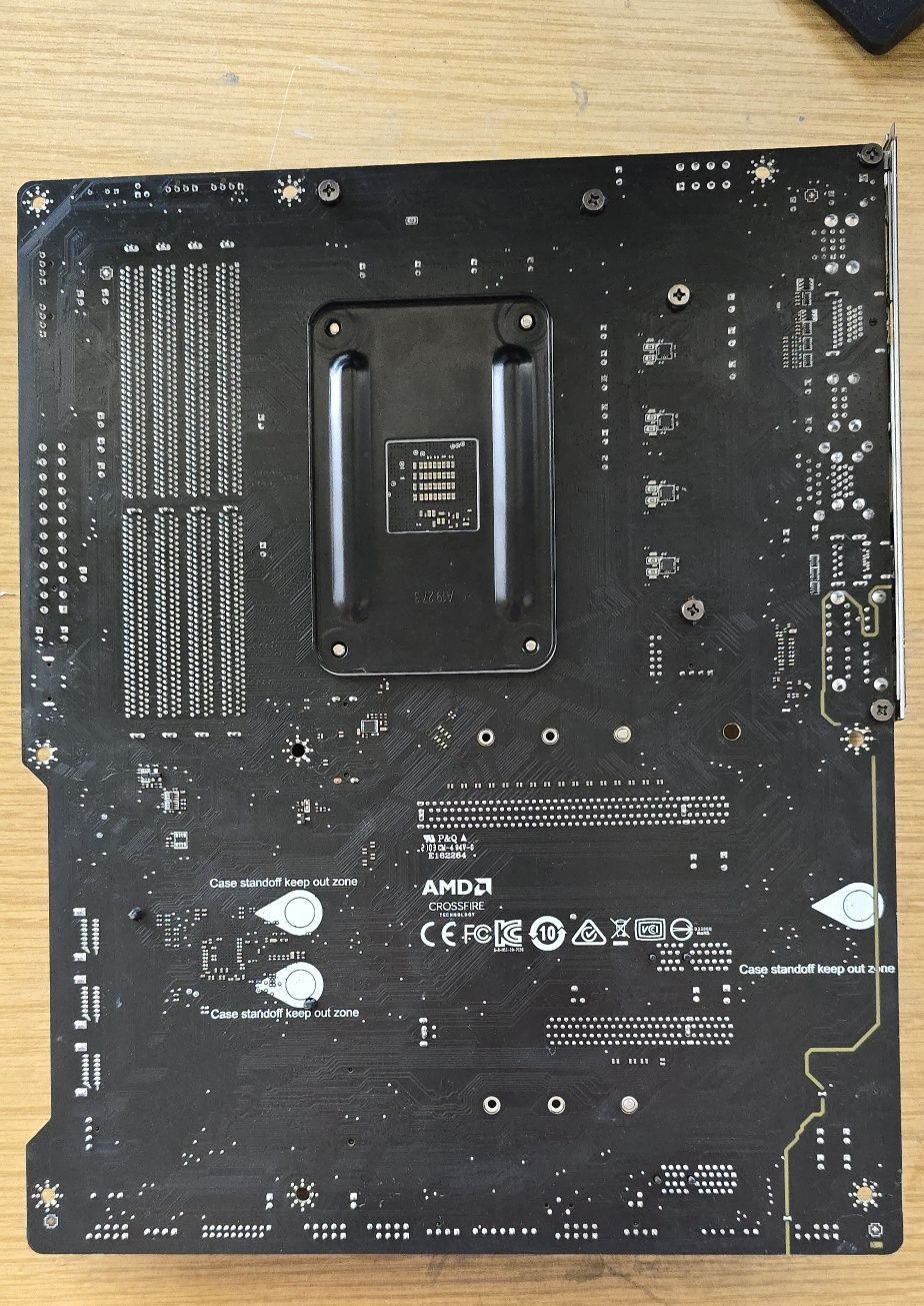 Дънна платка MSI B550 Gaming Plus AM4, работеща с проблем