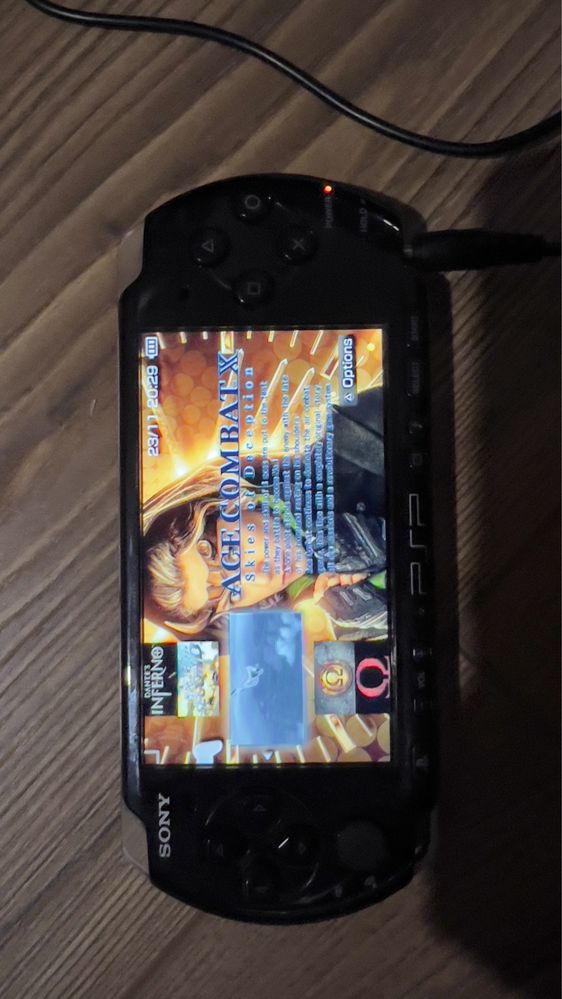 PSP 3004 хакнато с игри