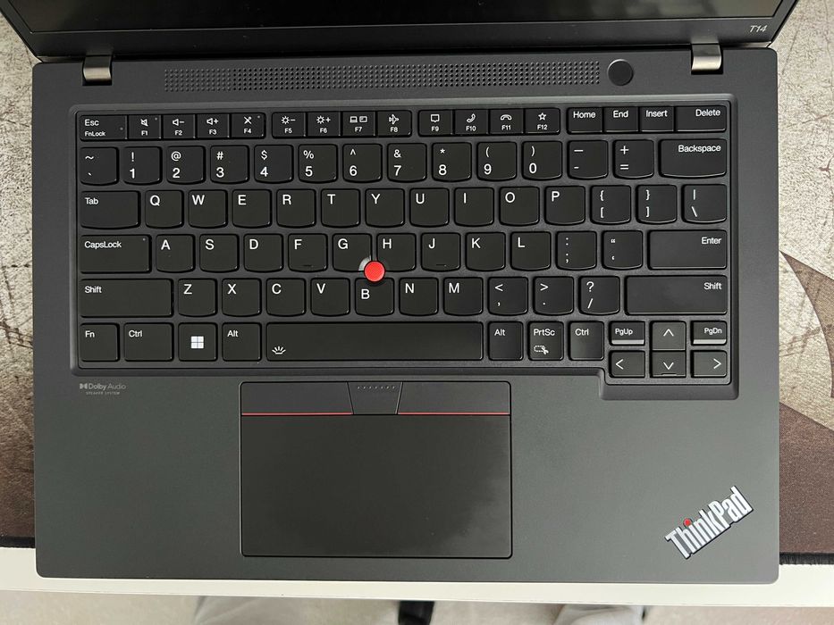 Lenovo ThinkPad T14 AMD Ryzen 7-Pro 32 Gb ram-DDR5 1Tb-SSD