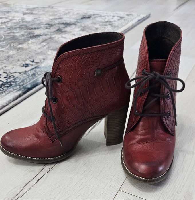 Botine / Ghete din piele Ravalle 39