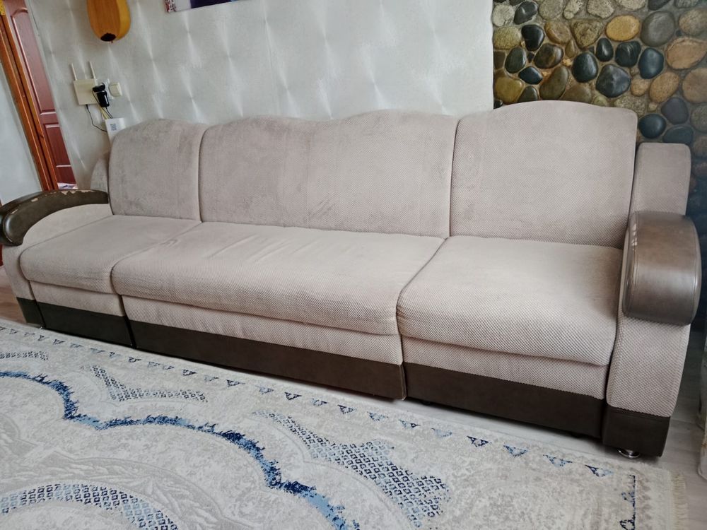 Продам диван уголок