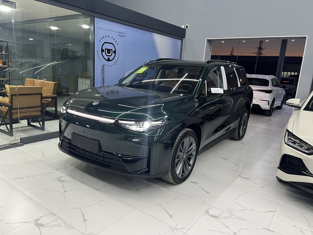 Leapmotor C16 gibrid premium pozitsiya dop opsiya natariusga tayor