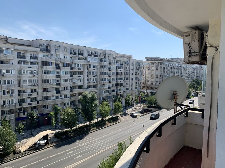 Apartament 3 Camere Chirie Bld. Decebal (5 min de la metrou muncii)