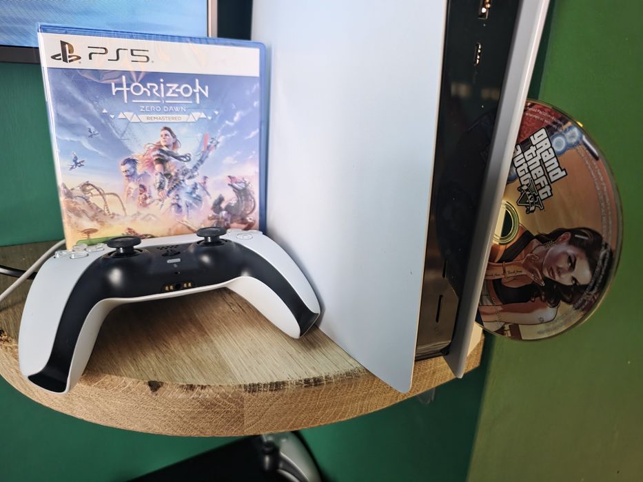 Playstation 5 Disc GTA5 и Horizon Zero Down