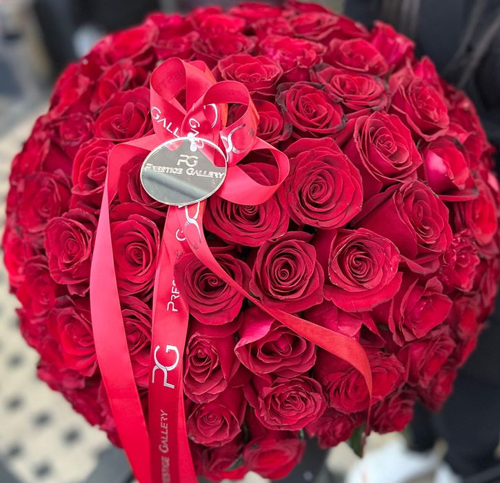 Цветы срочно продаю